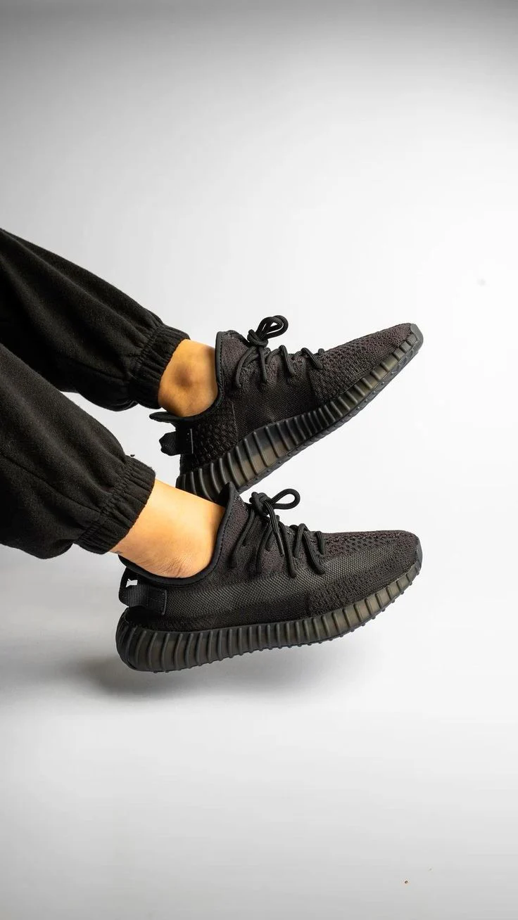 Adidas Yeezy Boost 350 Onyx - Image 3