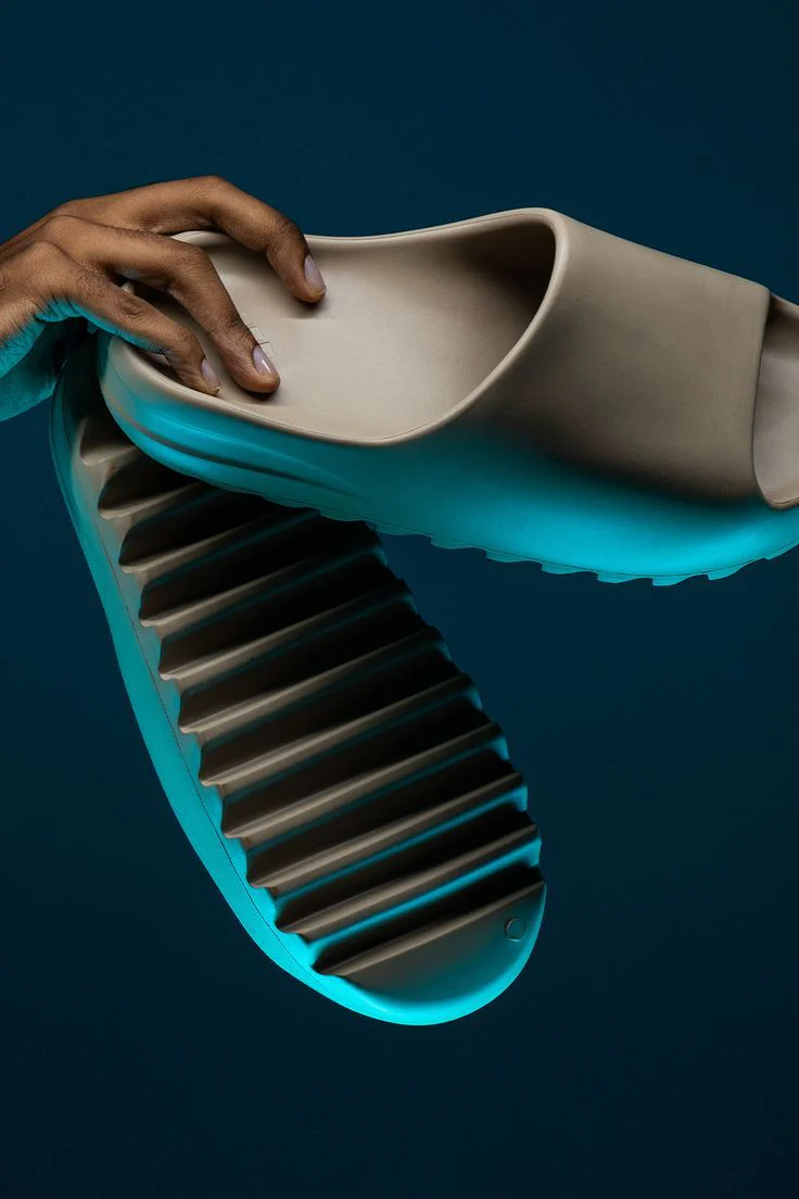Adidas Yeezy Slide Pure - Image 4