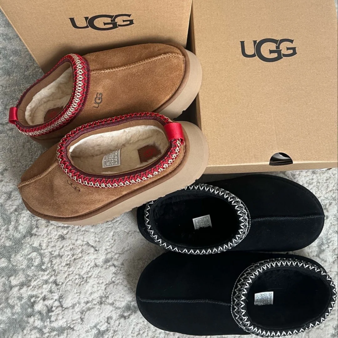 UGG Tazz Slipper Black - Image 3